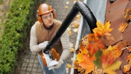 Pribor za puhače i usisavače lišća